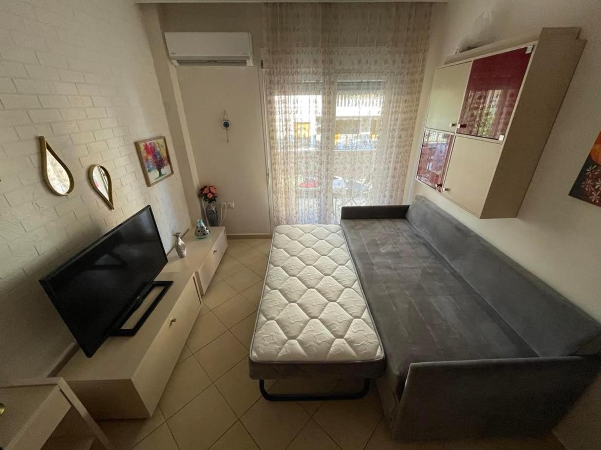 Brick Apartment Nea Peramos (Macedonia) Exterior foto